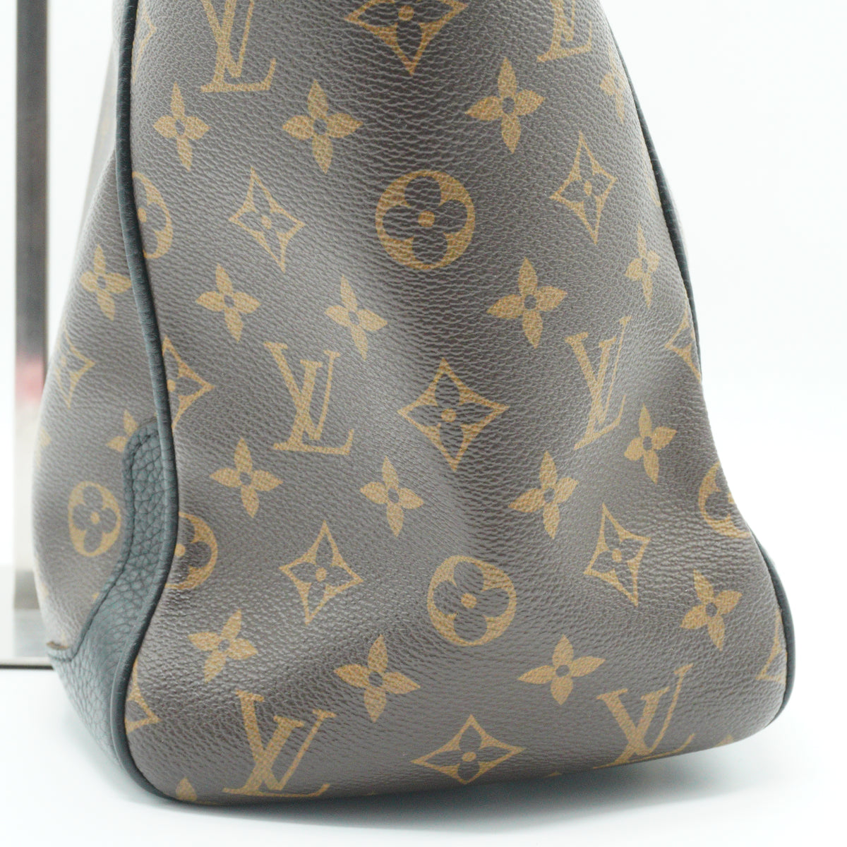 Louis Vuitton	Black Monogram Canvas Estrela MM Bag GHW