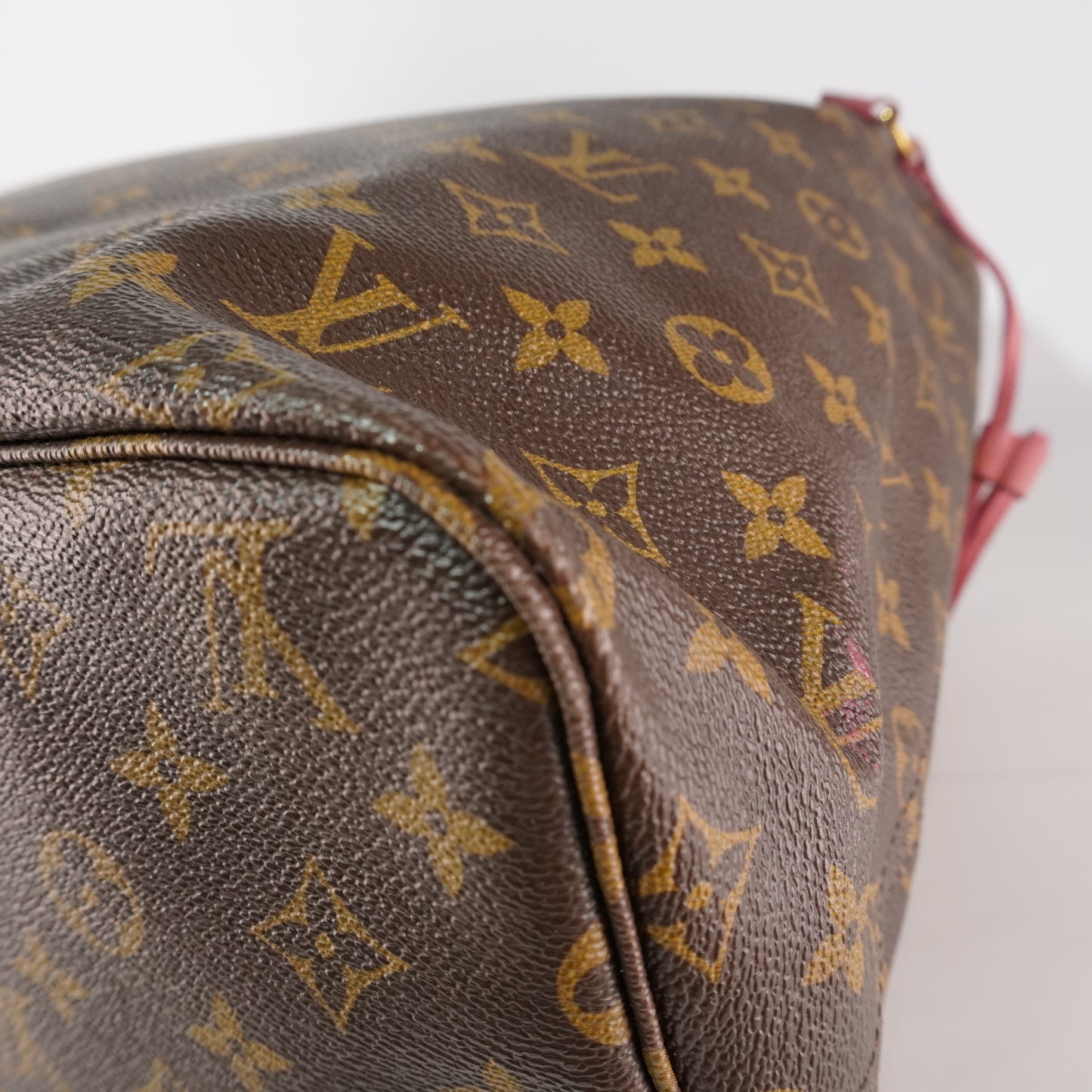 Louis Vuitton	Neverfull Pink