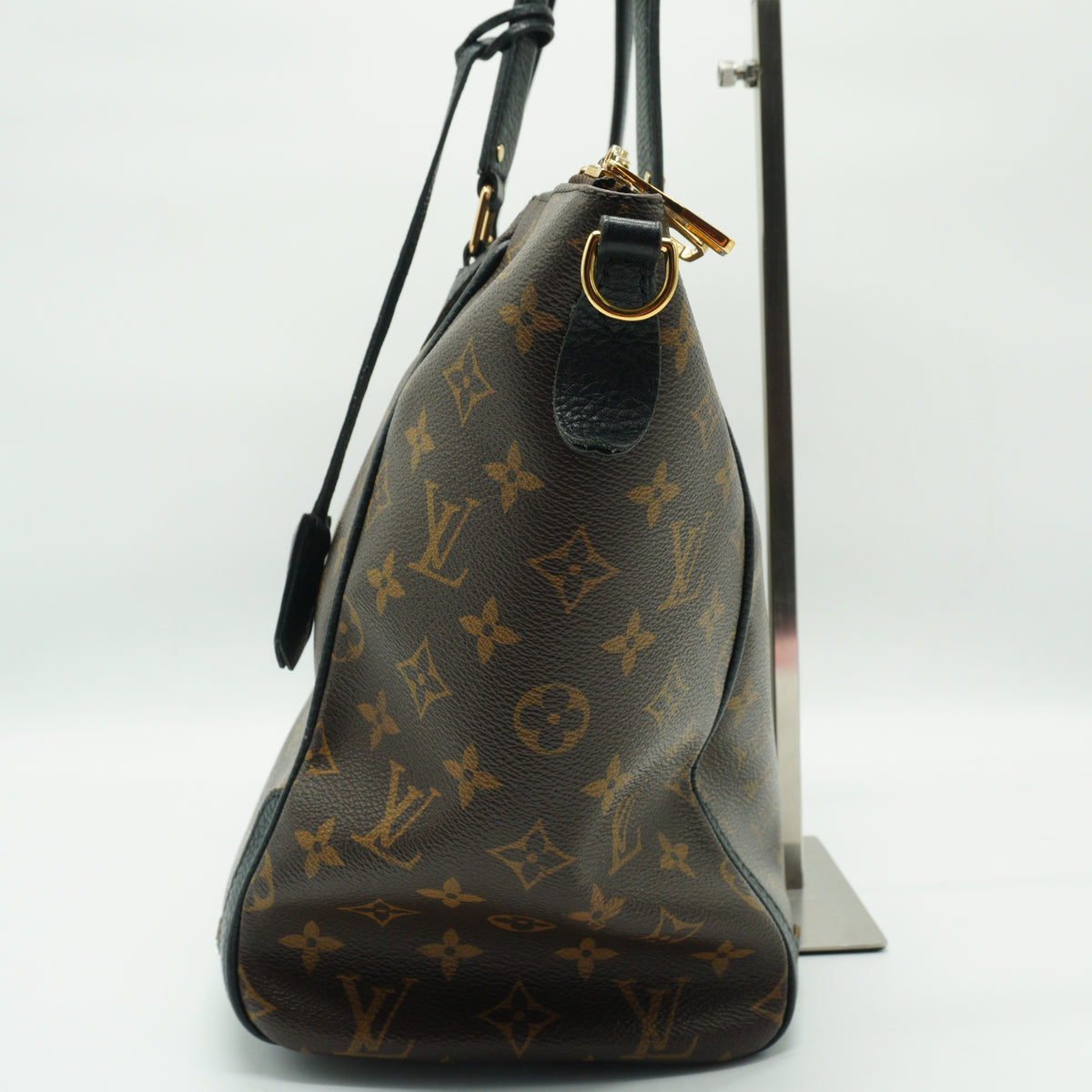 Louis Vuitton	Black Monogram Canvas Estrela MM Bag GHW