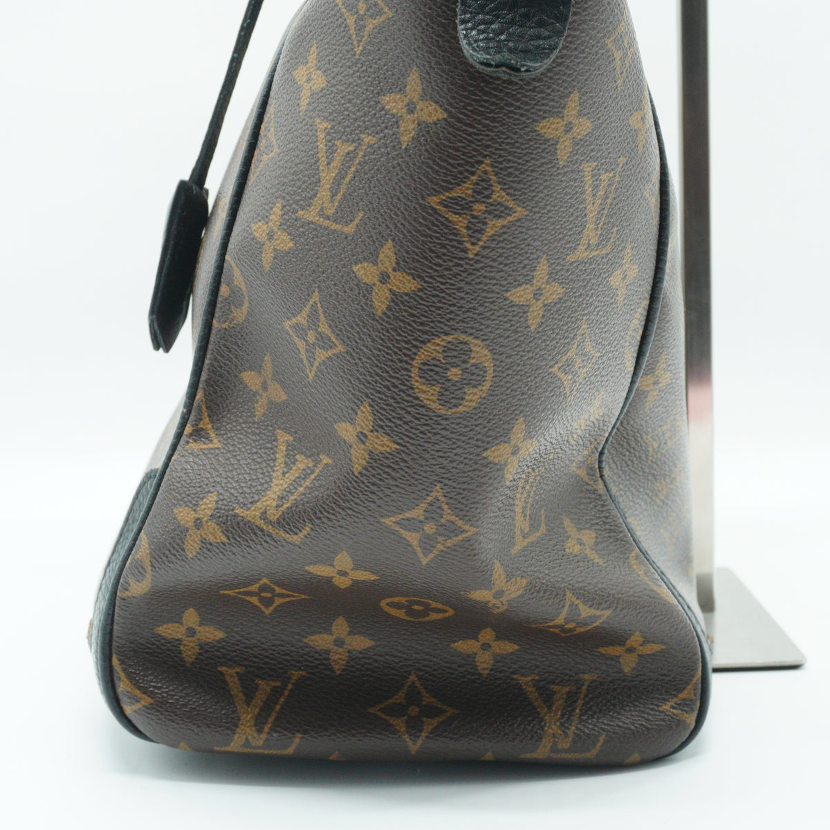 Louis Vuitton	Black Monogram Canvas Estrela MM Bag GHW