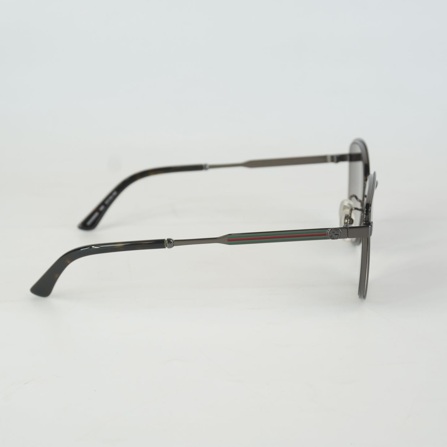 Gucci GG D589SK