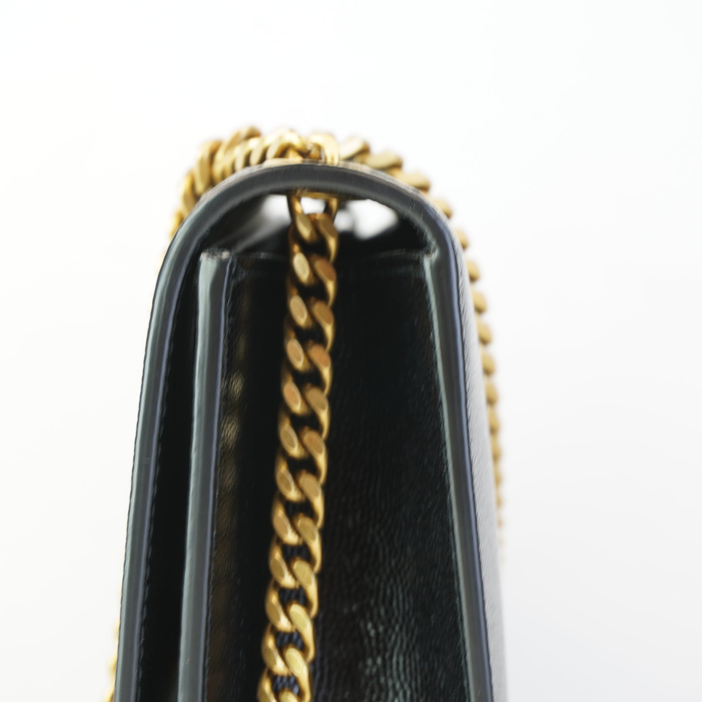 YSL	Medium Shoulder Bag