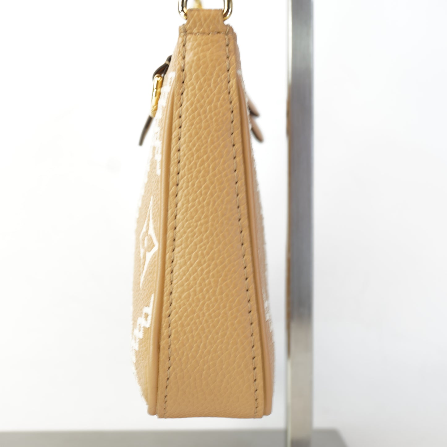 Louis Vuitton Easy Pochette