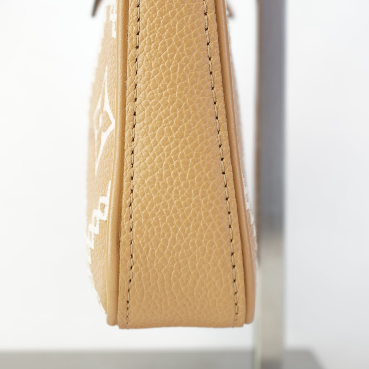 Louis Vuitton Easy Pochette