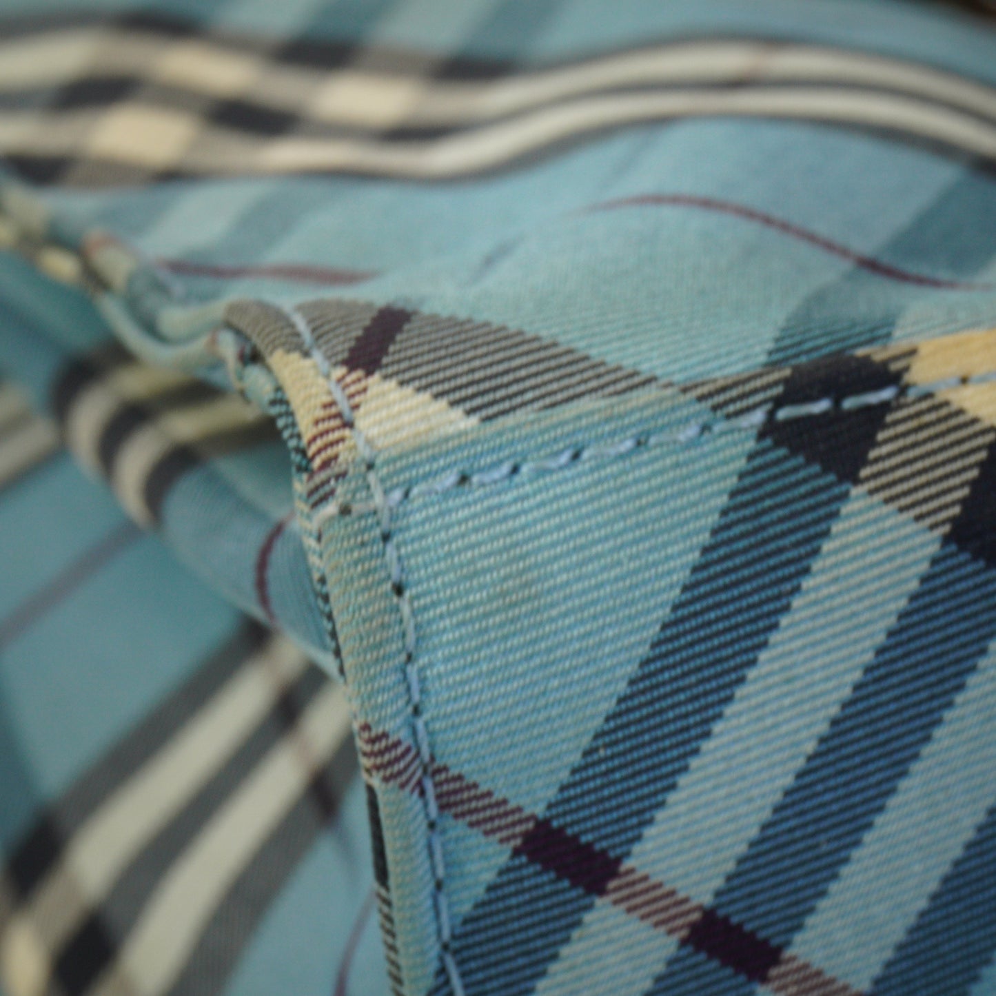 Burberry	Blue Label Nova Check Small