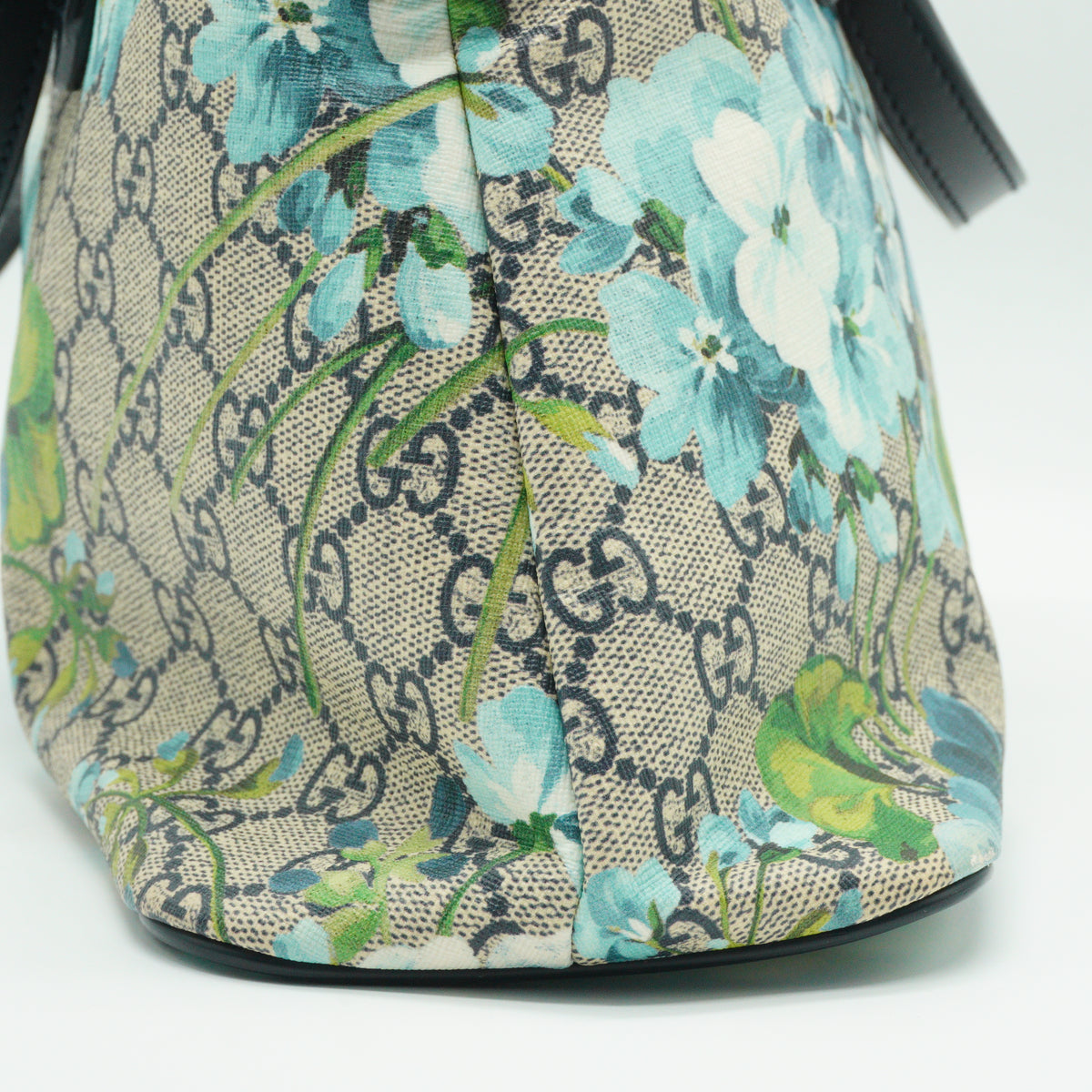 Gucci GG Supreme Blooms Small Convertible Zip Tote Bag