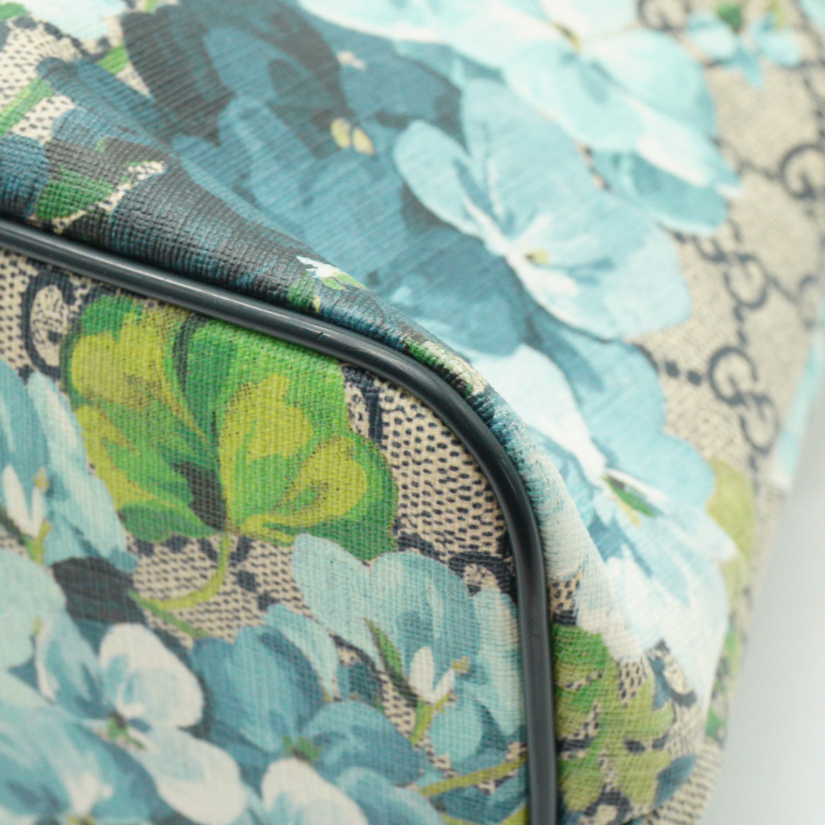 Gucci GG Supreme Blooms Small Convertible Zip Tote Bag