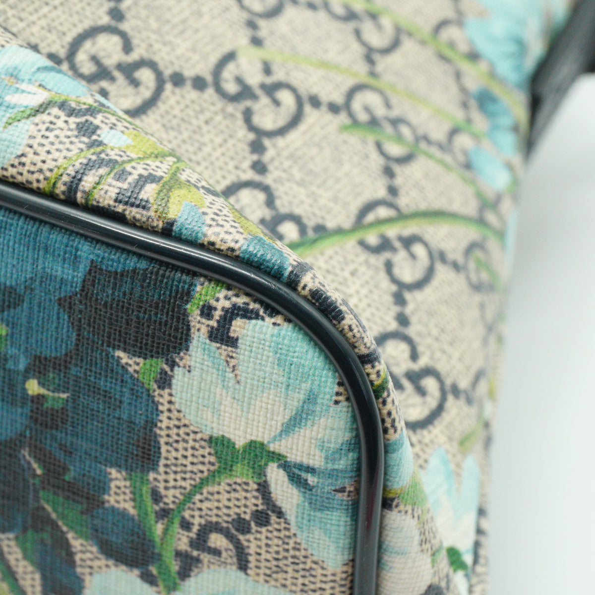 Gucci GG Supreme Blooms Small Convertible Zip Tote Bag