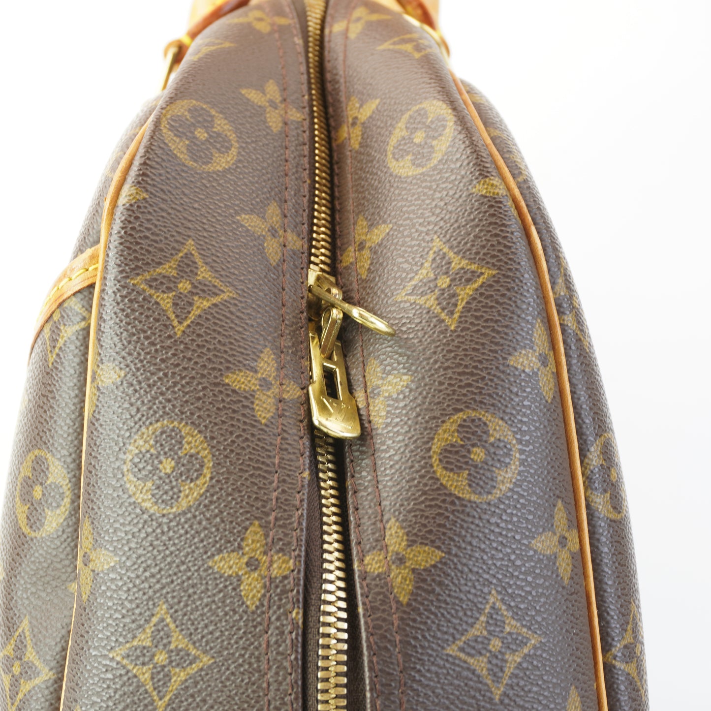 Louis Vuitton	Deauville Mono
