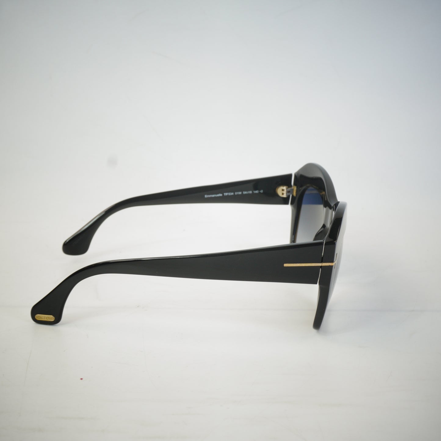 Tomford	Emmanuelle Shades