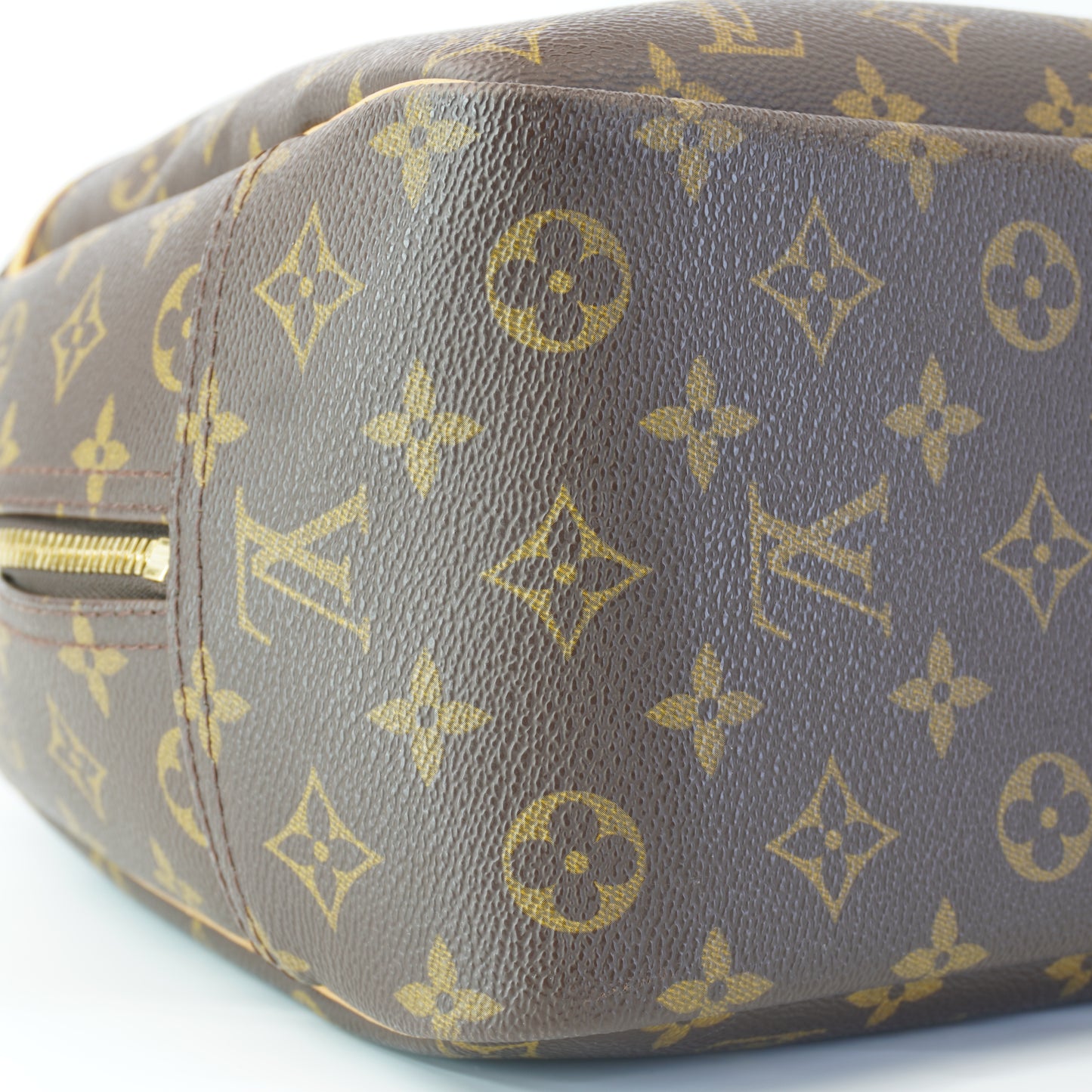 Louis Vuitton	Deauville Mono