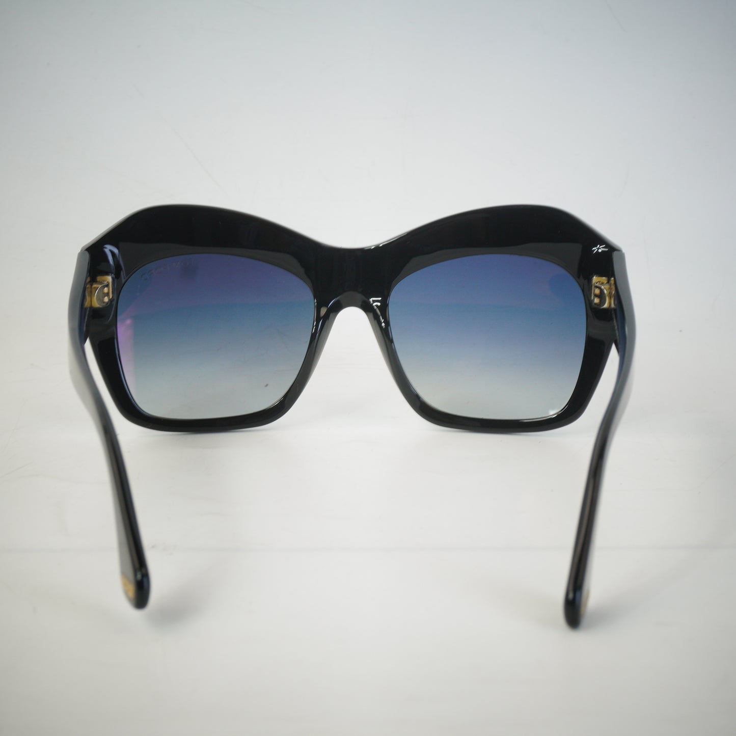 Tomford	Emmanuelle Shades