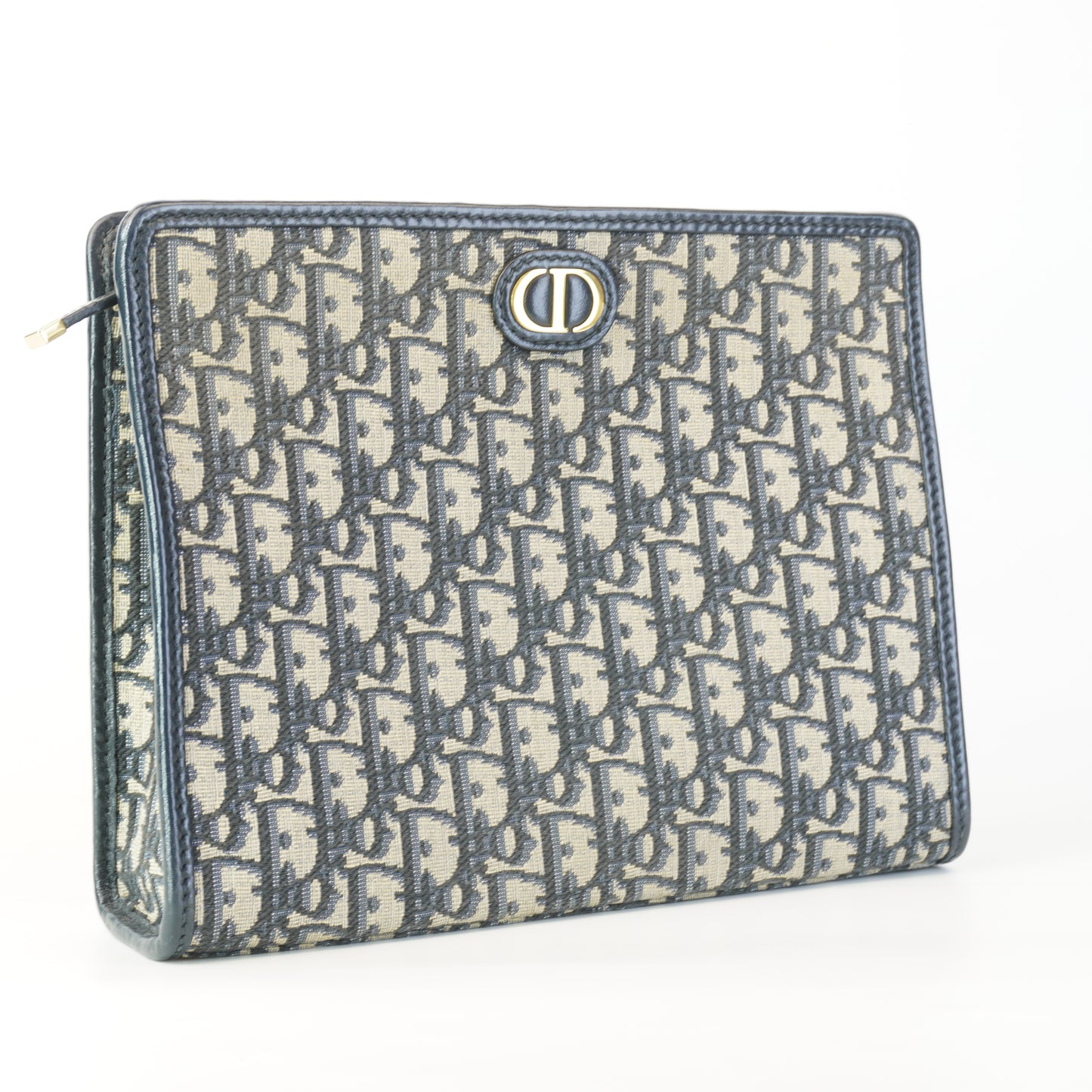 Dior	Clutch