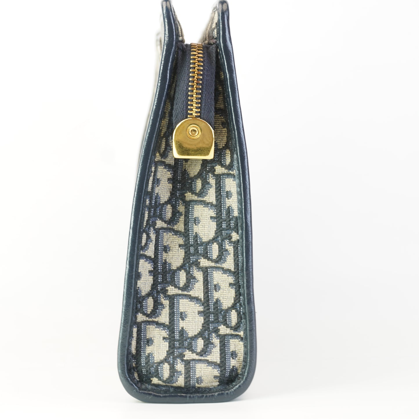 Dior	Clutch