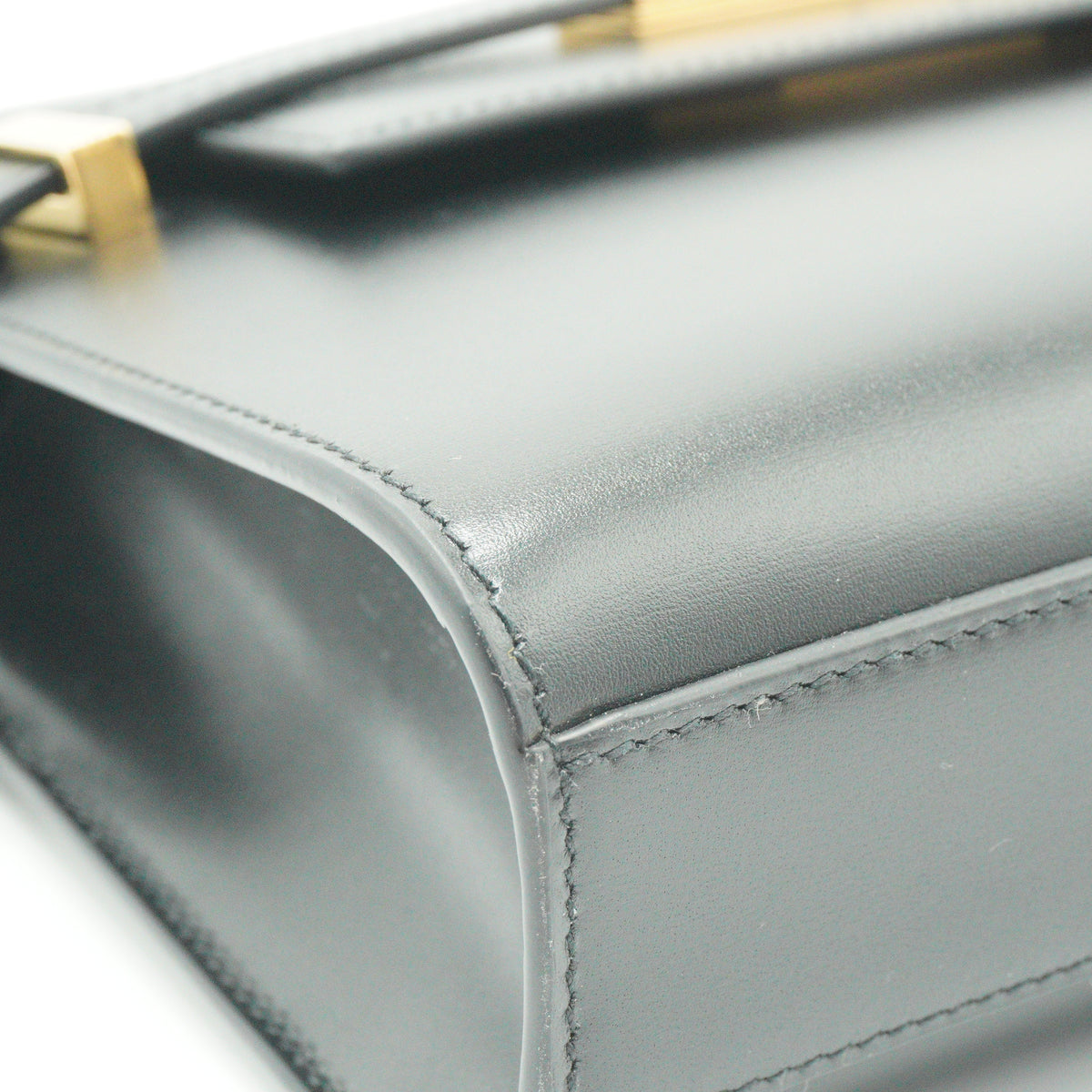 YSL	Manhattan Shoulder Medium Black GHW