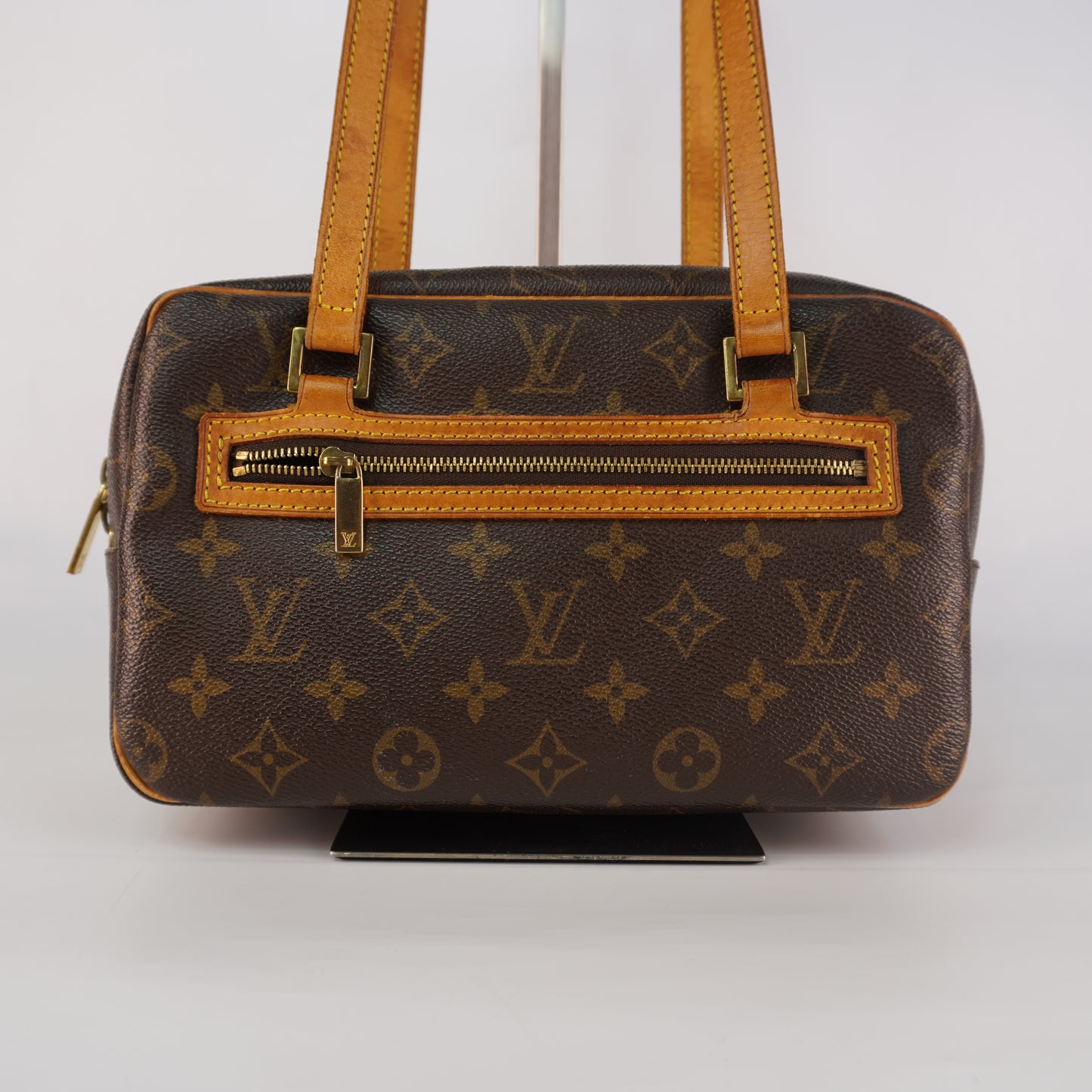 Louis Vuitton Cite MM Shoulder Bag