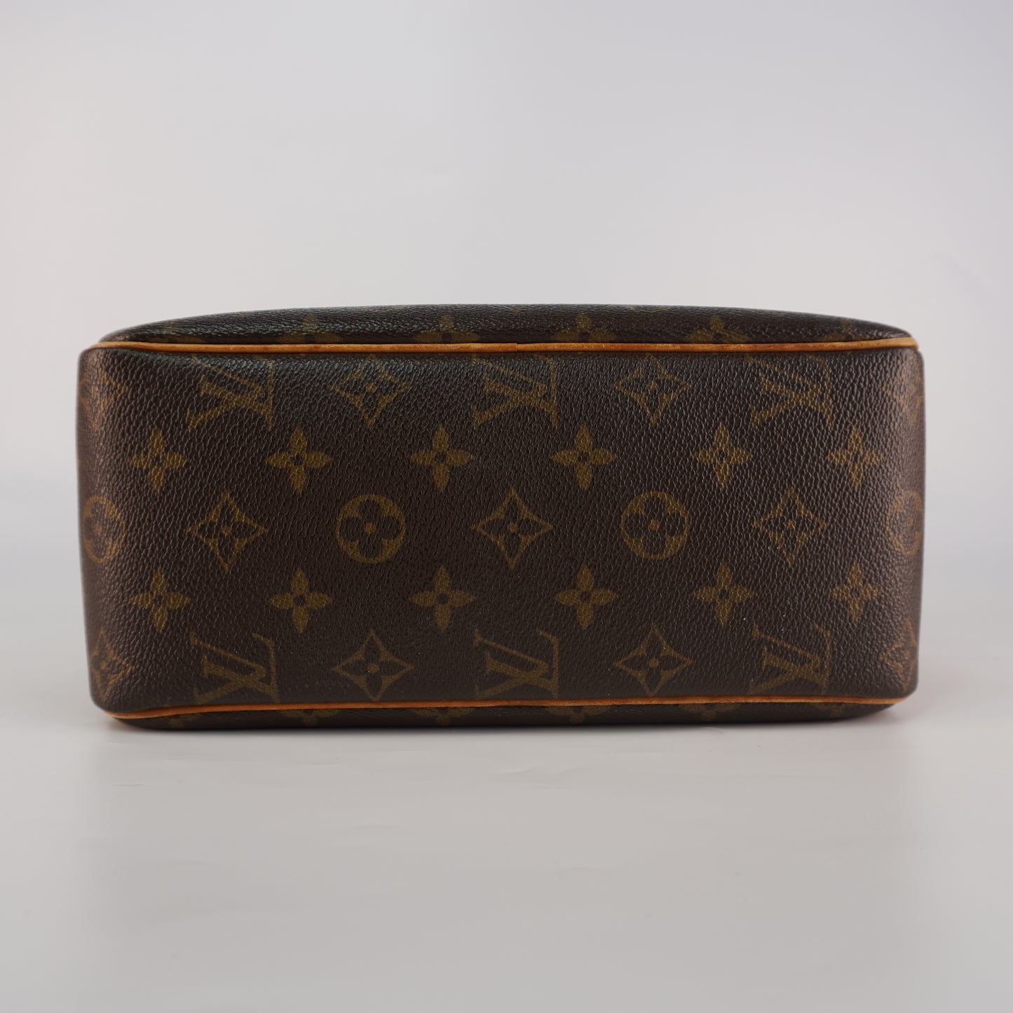 Louis Vuitton Cite MM Shoulder Bag
