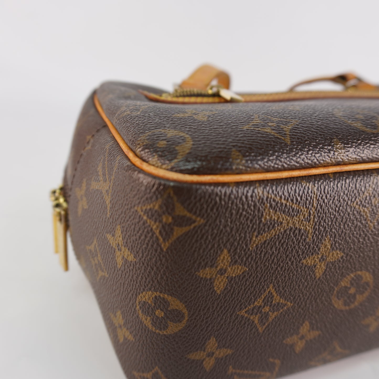 Louis Vuitton Cite MM Shoulder Bag