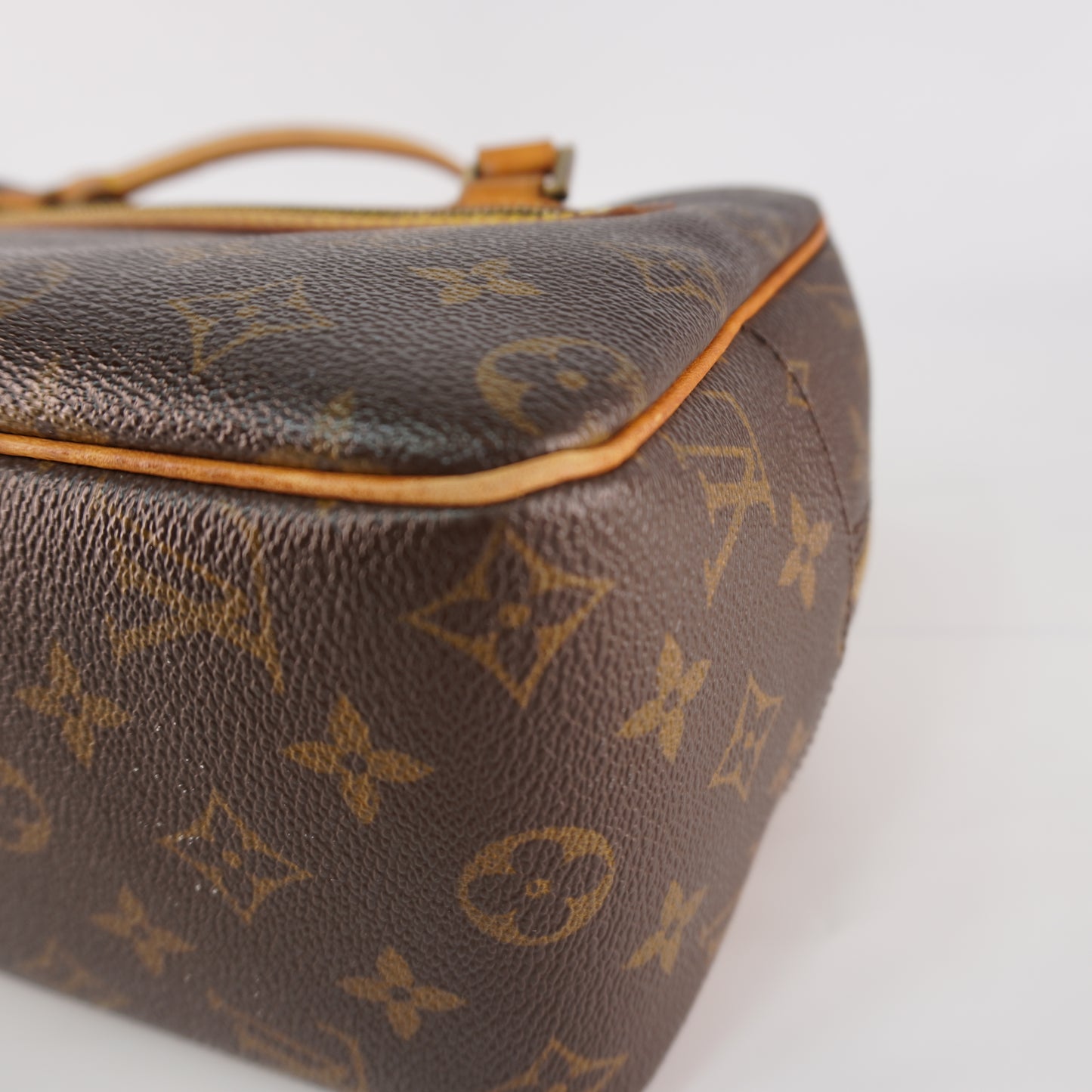 Louis Vuitton Cite MM Shoulder Bag