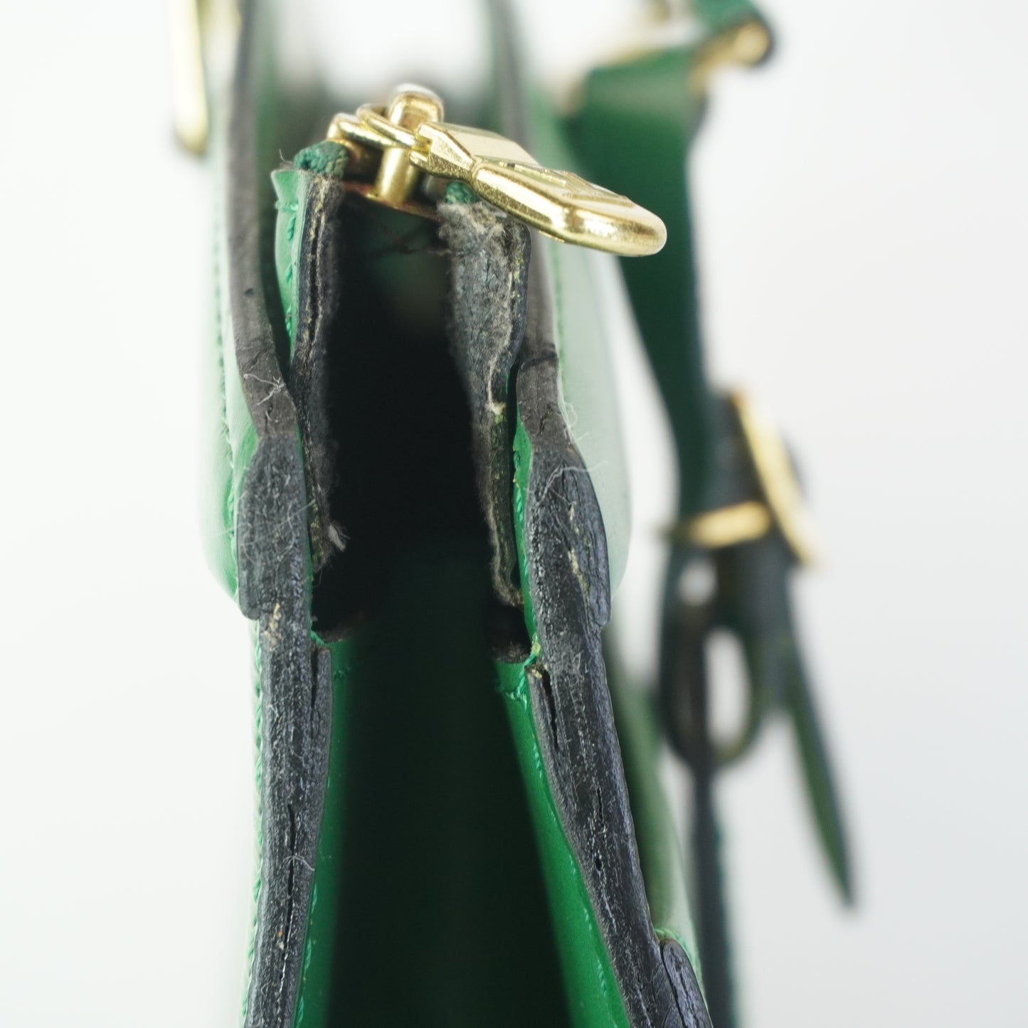 Louis Vuitton	Riviera Green Epi Leather