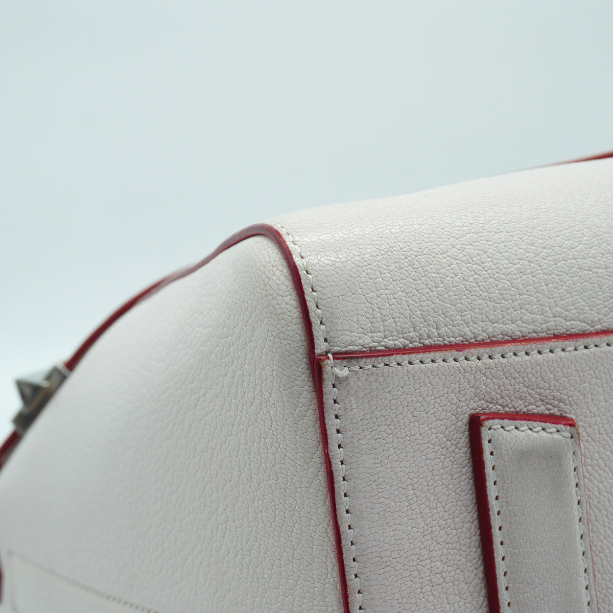 Givenchy Antigona Large Goatskin Leather Chalk White Red Edge SHW