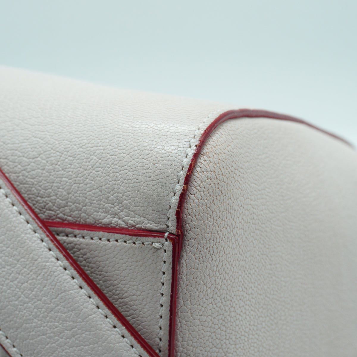 Givenchy Antigona Large Goatskin Leather Chalk White Red Edge SHW