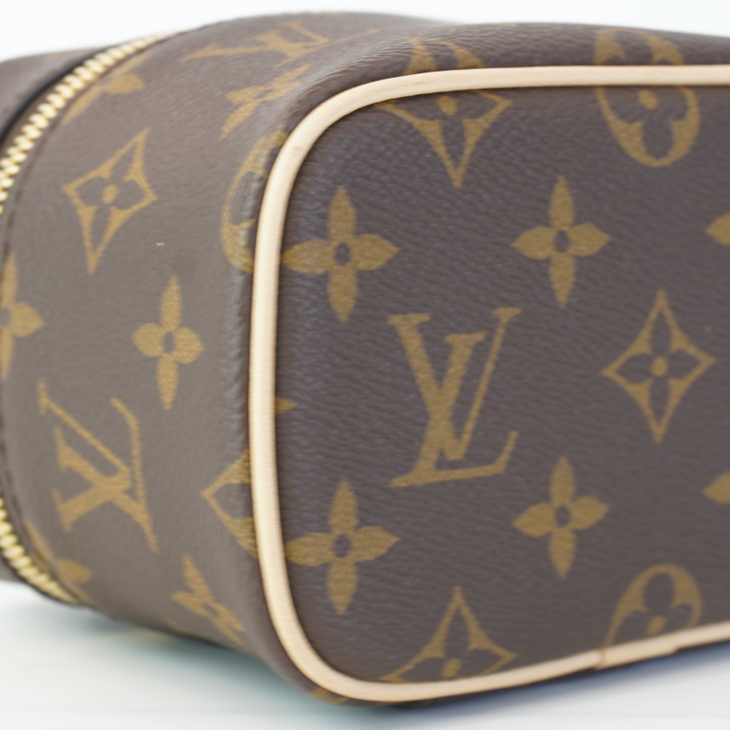Louis Vuitton	Nice