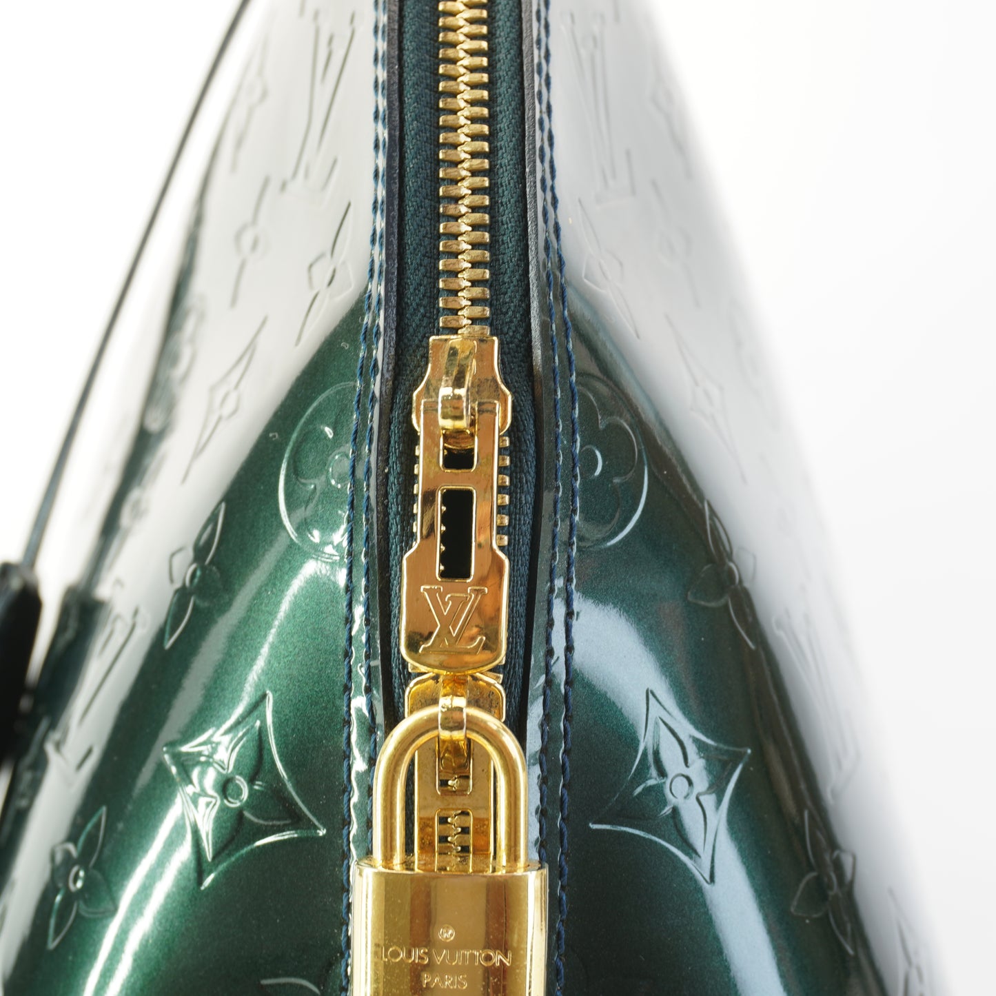 Louis Vuitton	Allma Patent GM