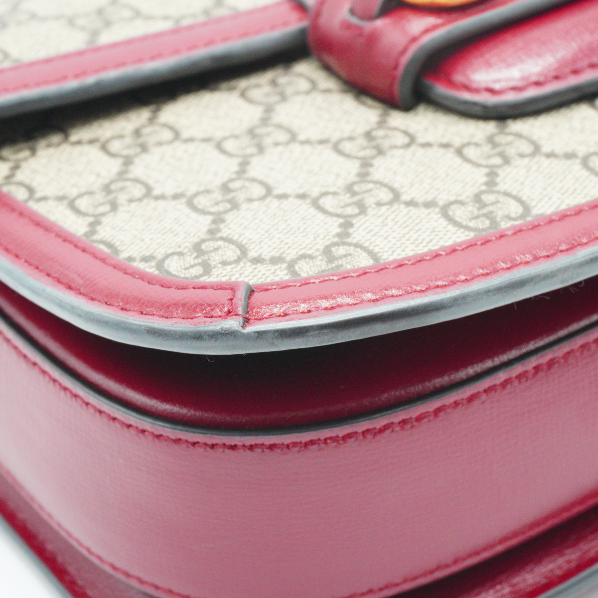 Gucci Horsebit 1995 Shoulder Bag Red Trims GHW Small