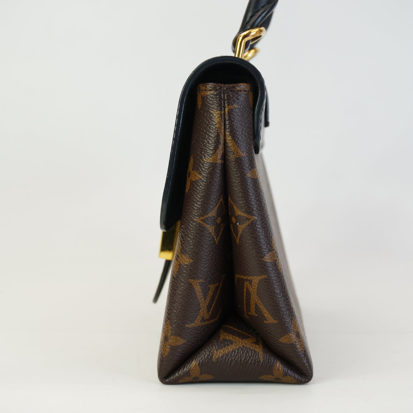 Louis Vuitton	Locky BB GHW Small