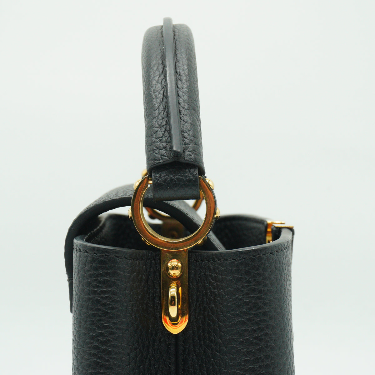 Louis Vuitton	Capucine Mini full-grain Taurillon calf leather Black GHW