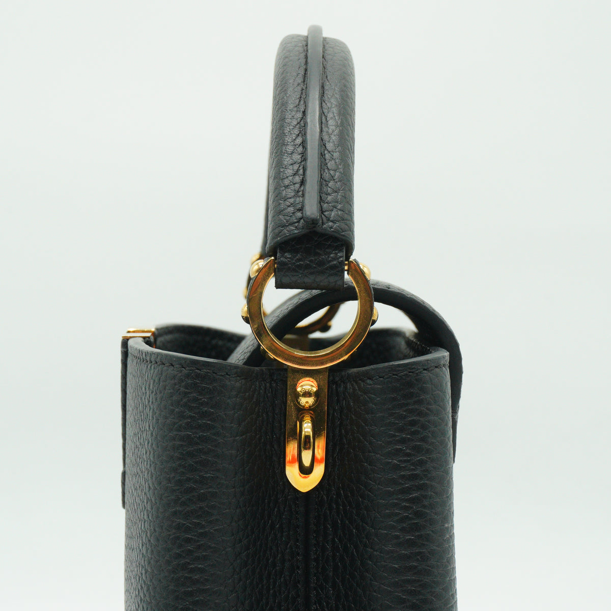 Louis Vuitton	Capucine Mini full-grain Taurillon calf leather Black GHW