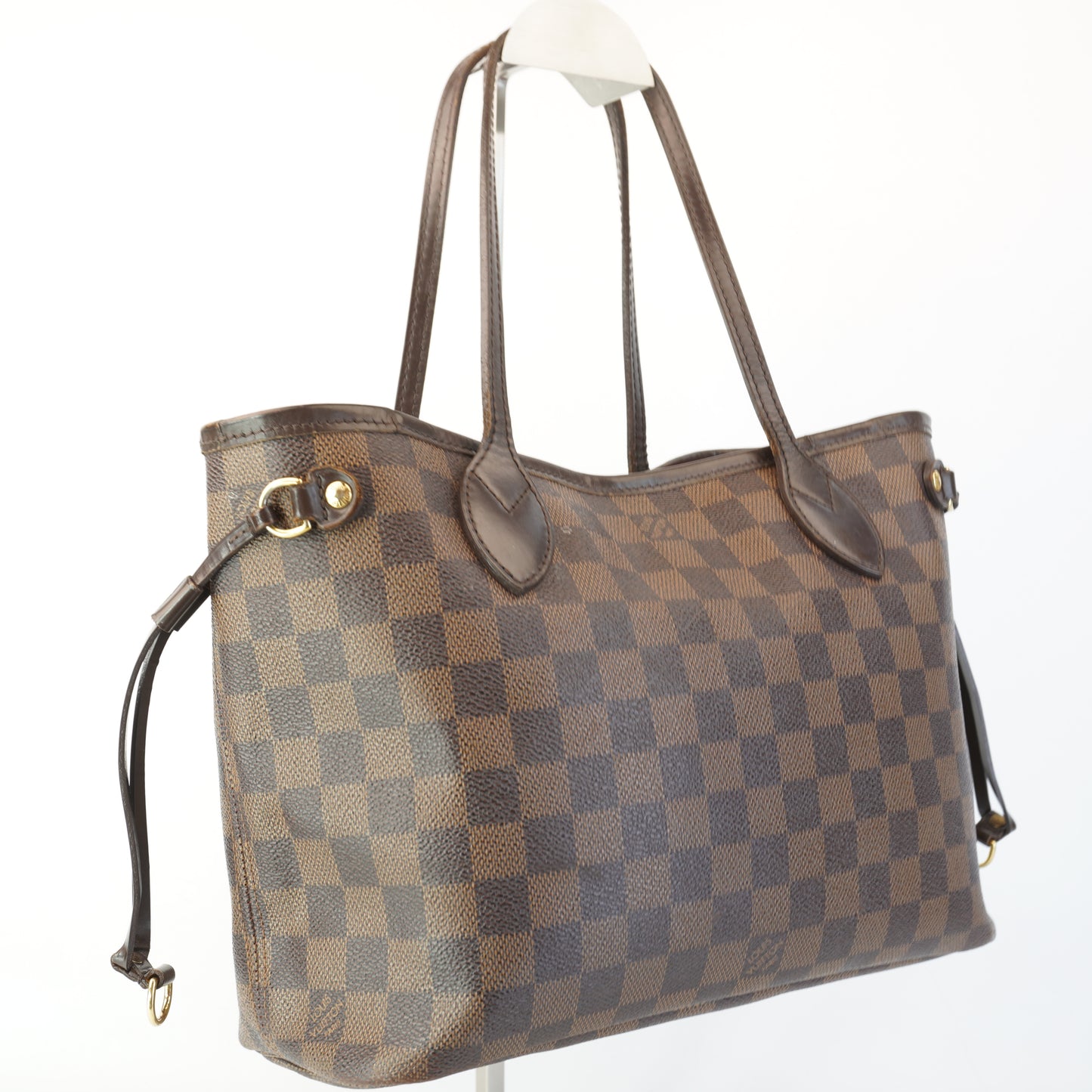 Louis Vuitton	Damier Ebene Neverfull PM