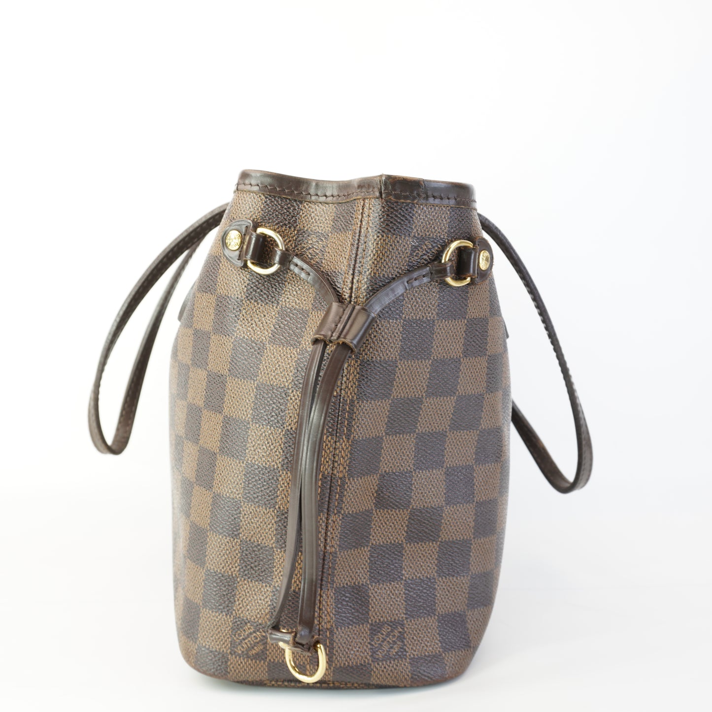 Louis Vuitton	Damier Ebene Neverfull PM