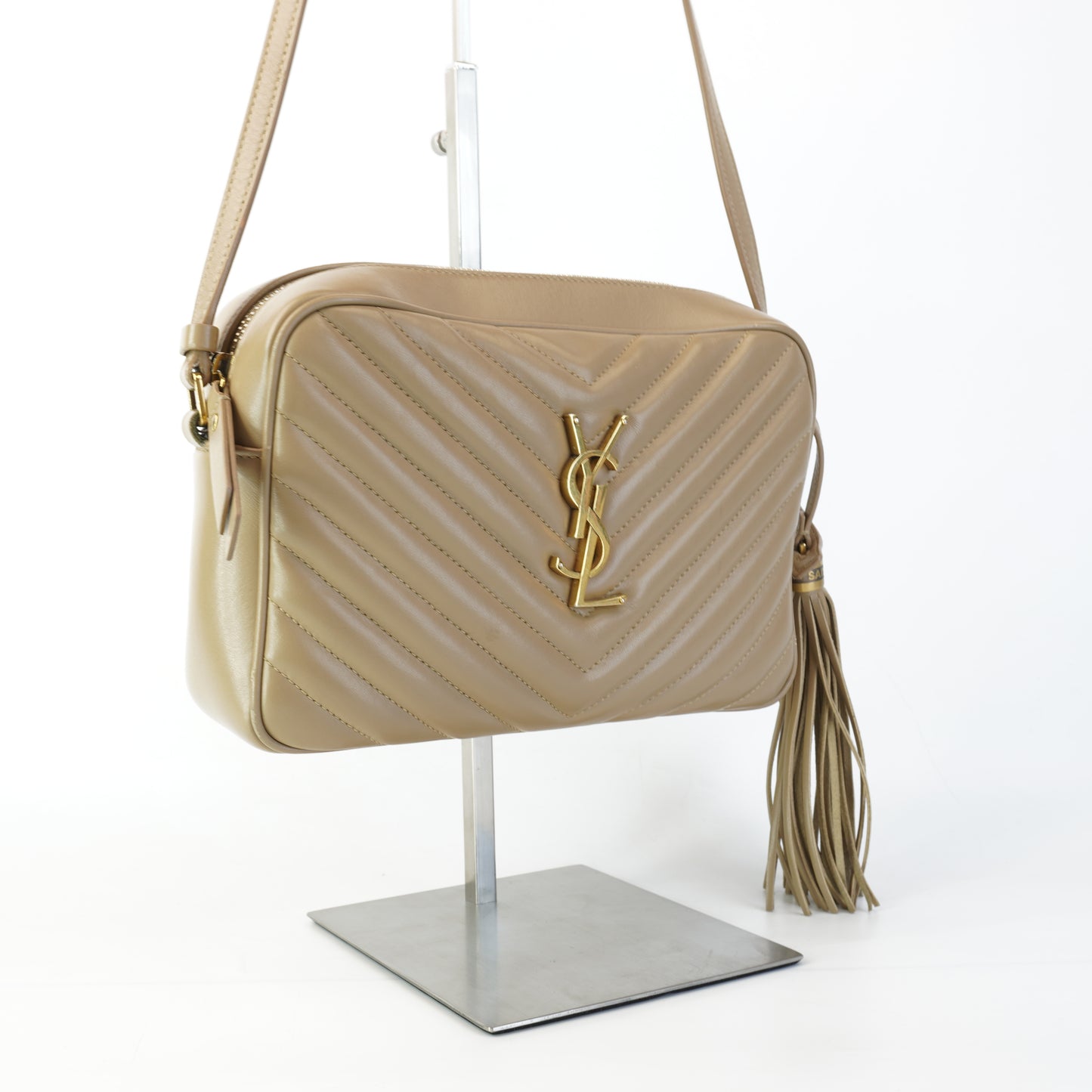 YSL	Lou Camera Bag Iconic Beige
