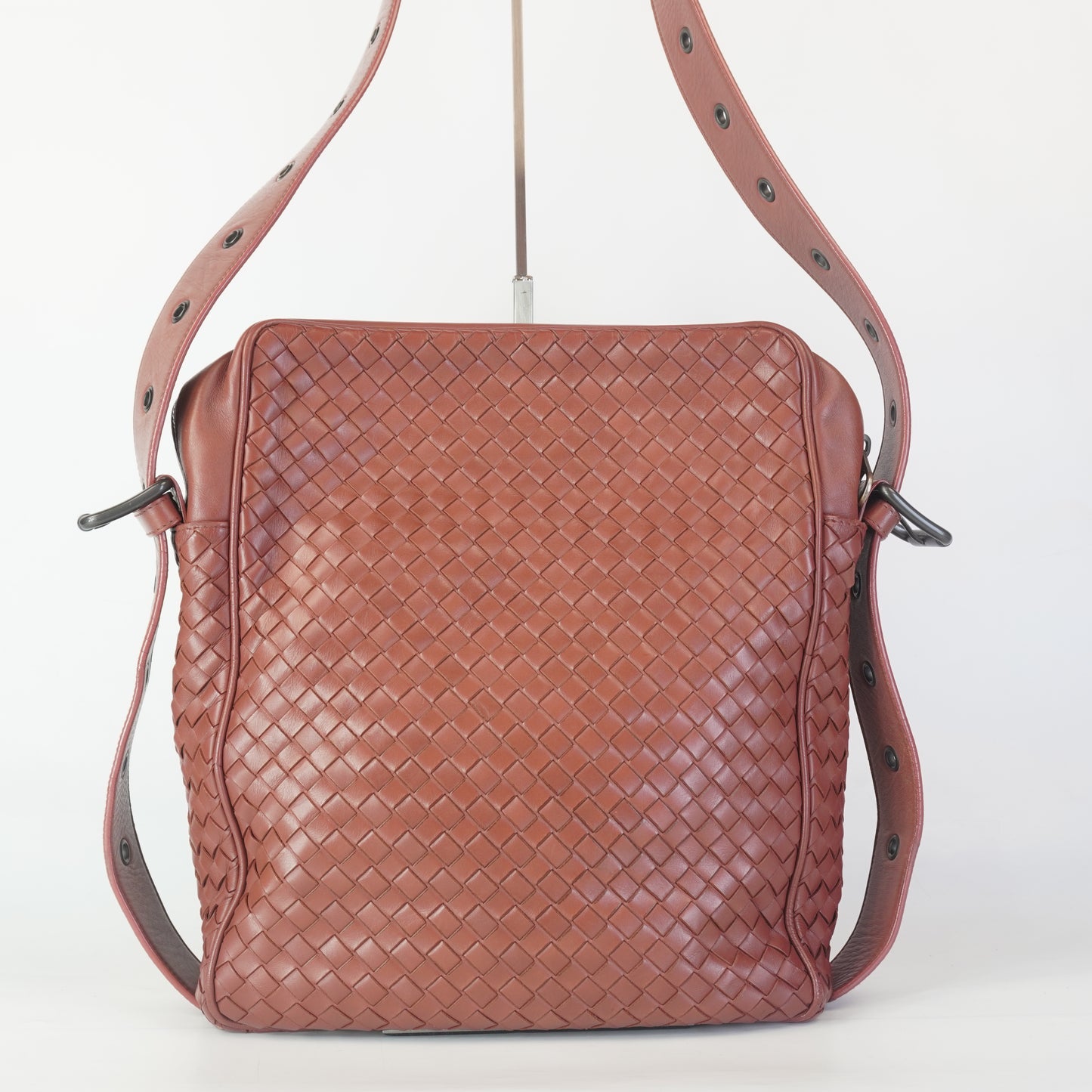 Bottega Veneta Nappa Intrecciato Messenger Bag Medium