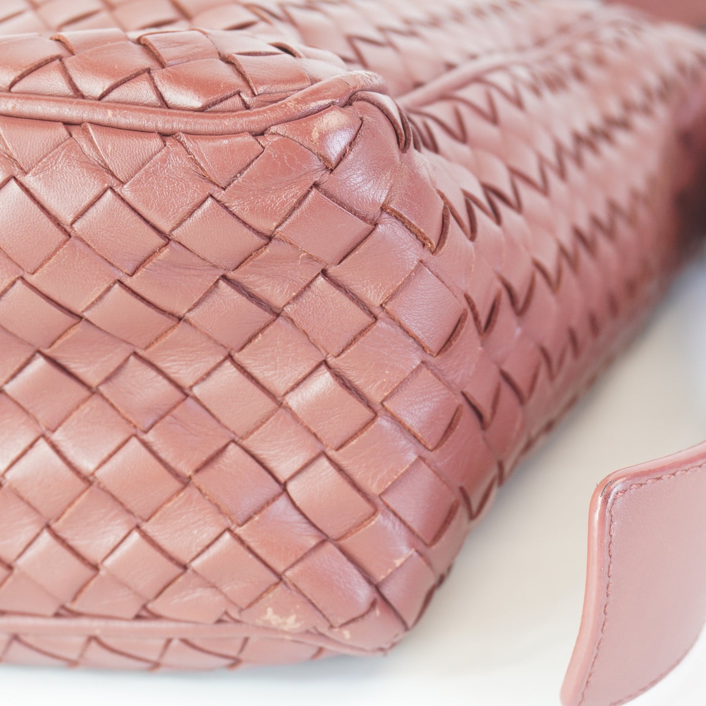 Bottega Veneta Nappa Intrecciato Messenger Bag Medium