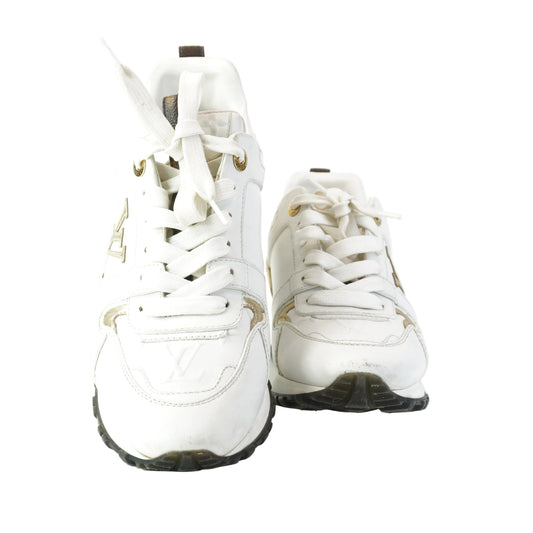 Louis Vuitton	Runaway Sneakers White size 37