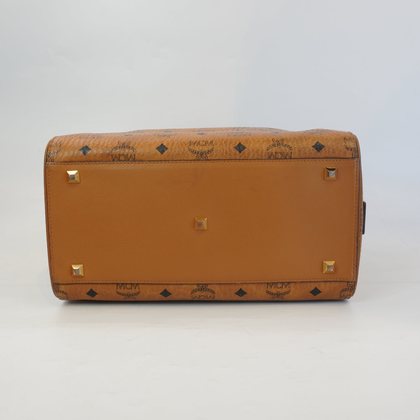 MCM Boston GHW Medium