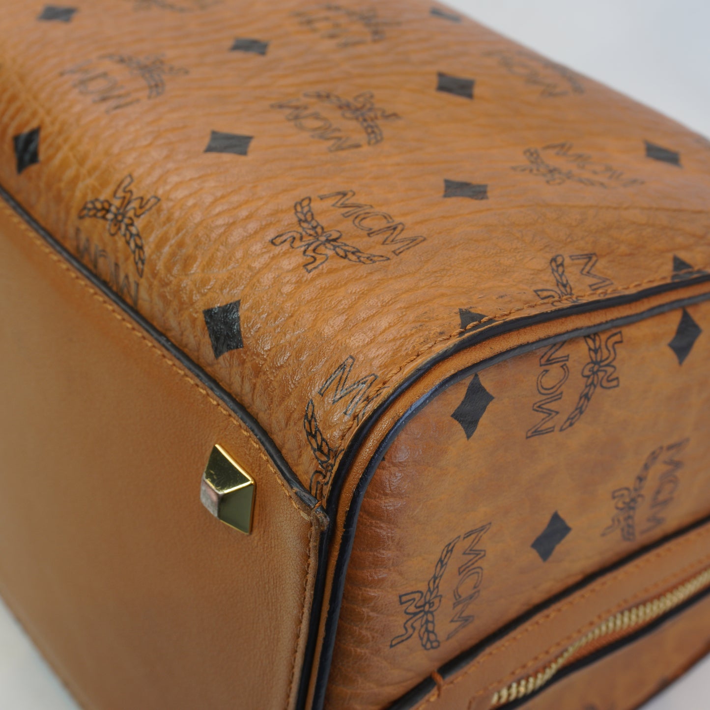 MCM Boston GHW Medium