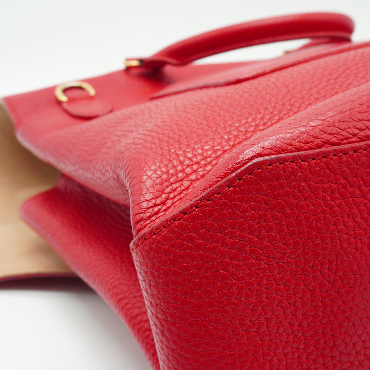 Louis Vuitton	Coquelicot Taurillon Leather Volta Bag Medium GHW