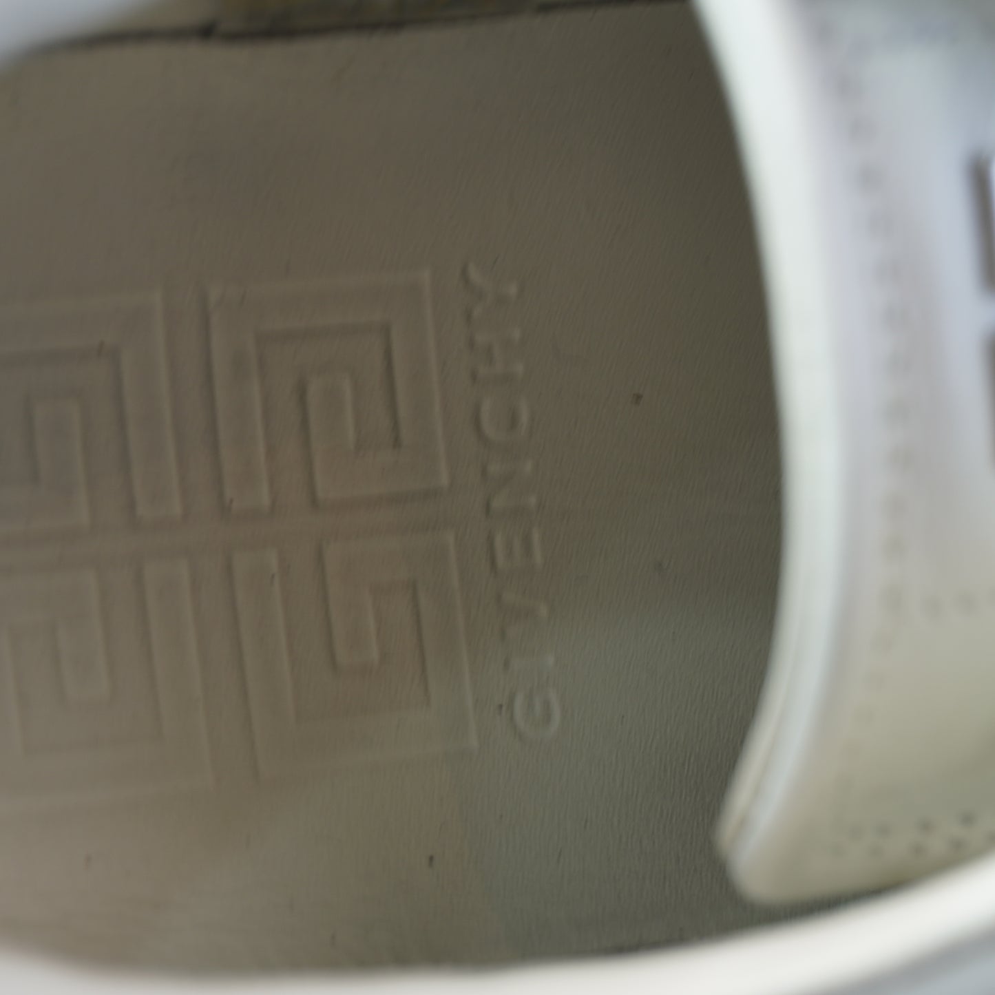 Givenchy City Sport Sneakers size 35