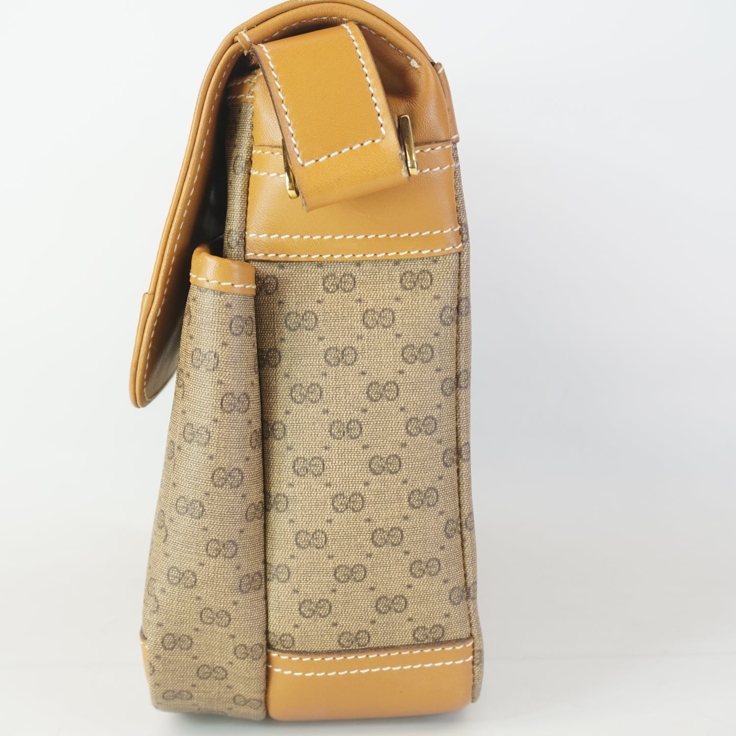 Gucci Micro GG Supreme Bag Small GHR