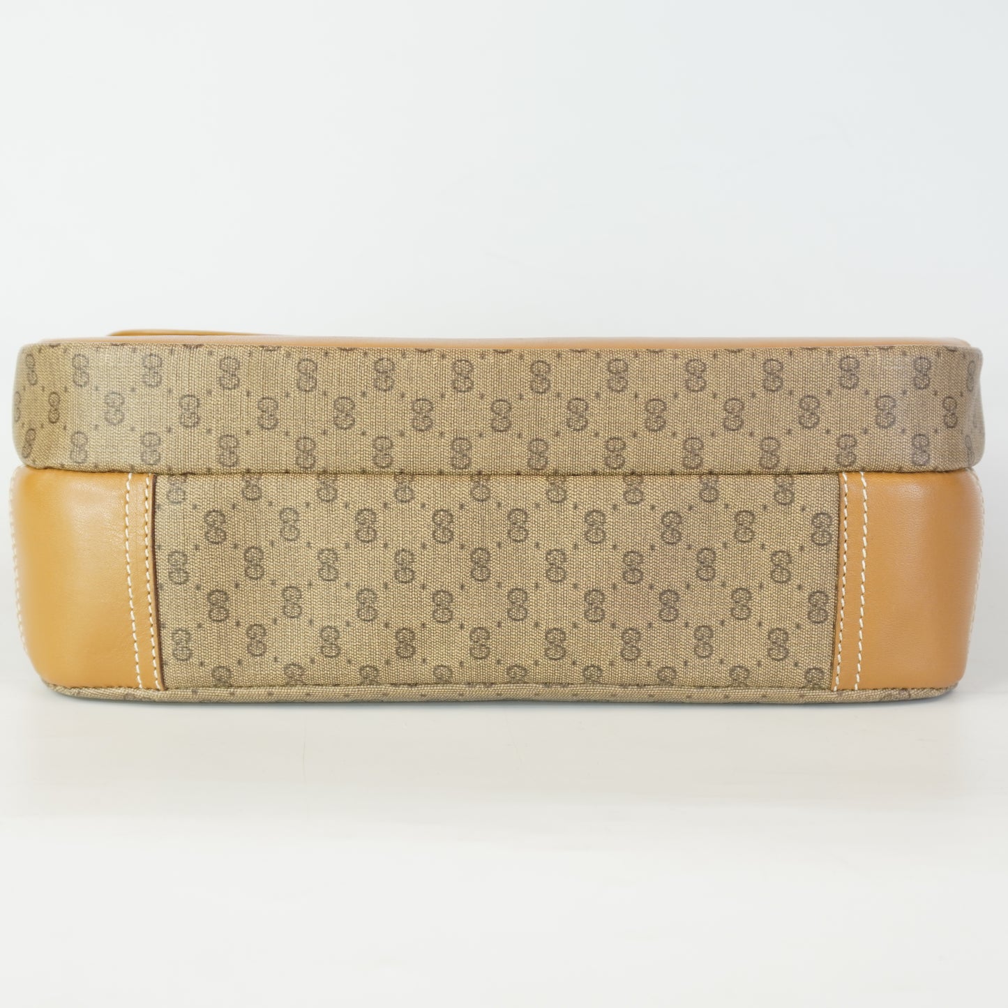 Gucci Micro GG Supreme Bag Small GHR