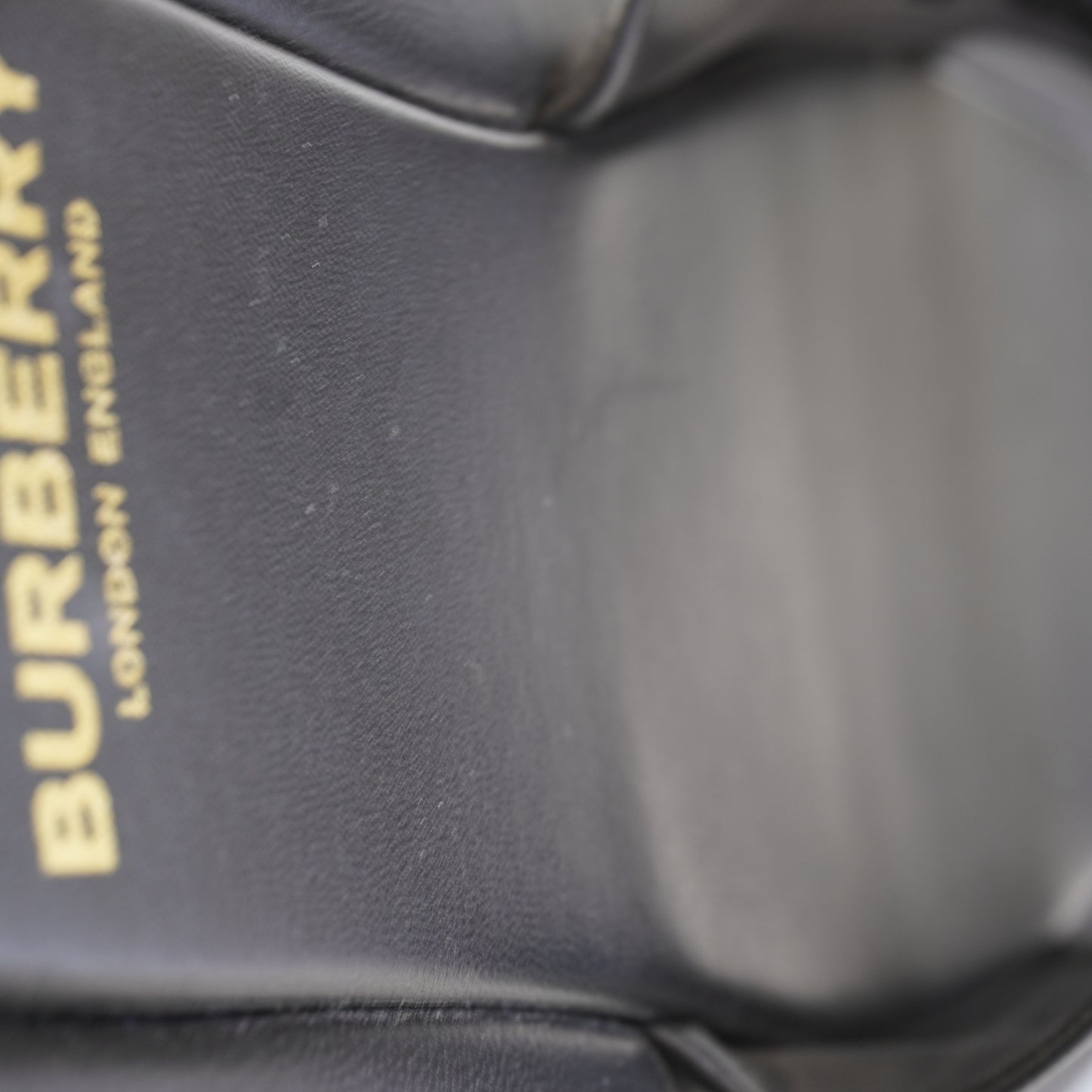 Burberry	Black Sandals size.38