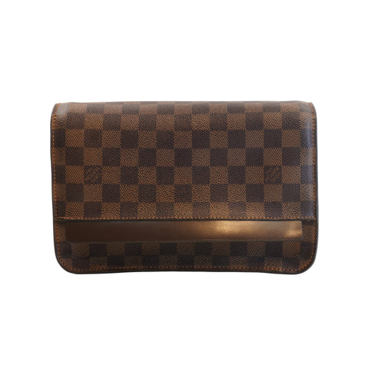Louis Vuitton	Saint Louis Clouch DE GHW