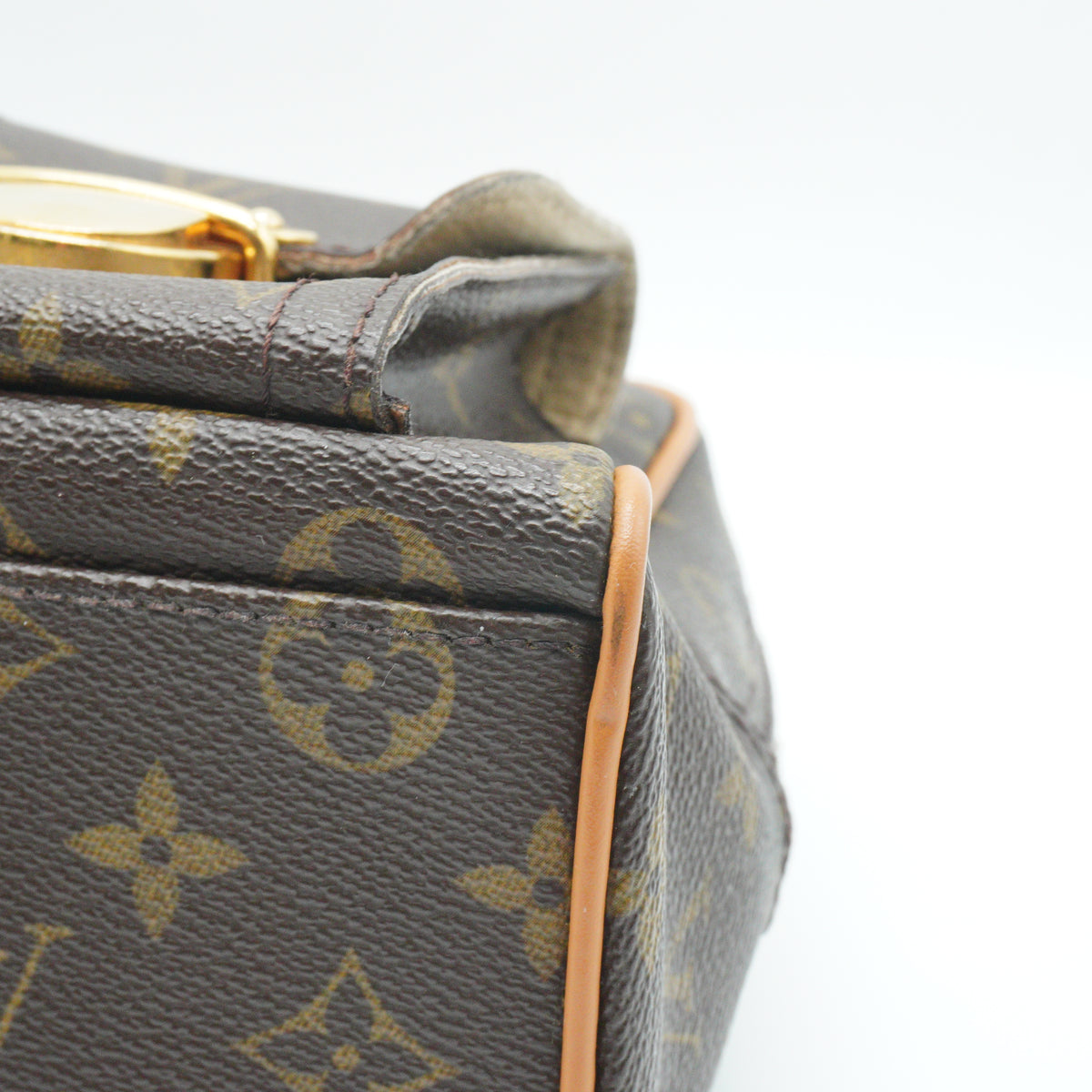 Louis Vuitton	Manhattan Monogram PM Bag GHW