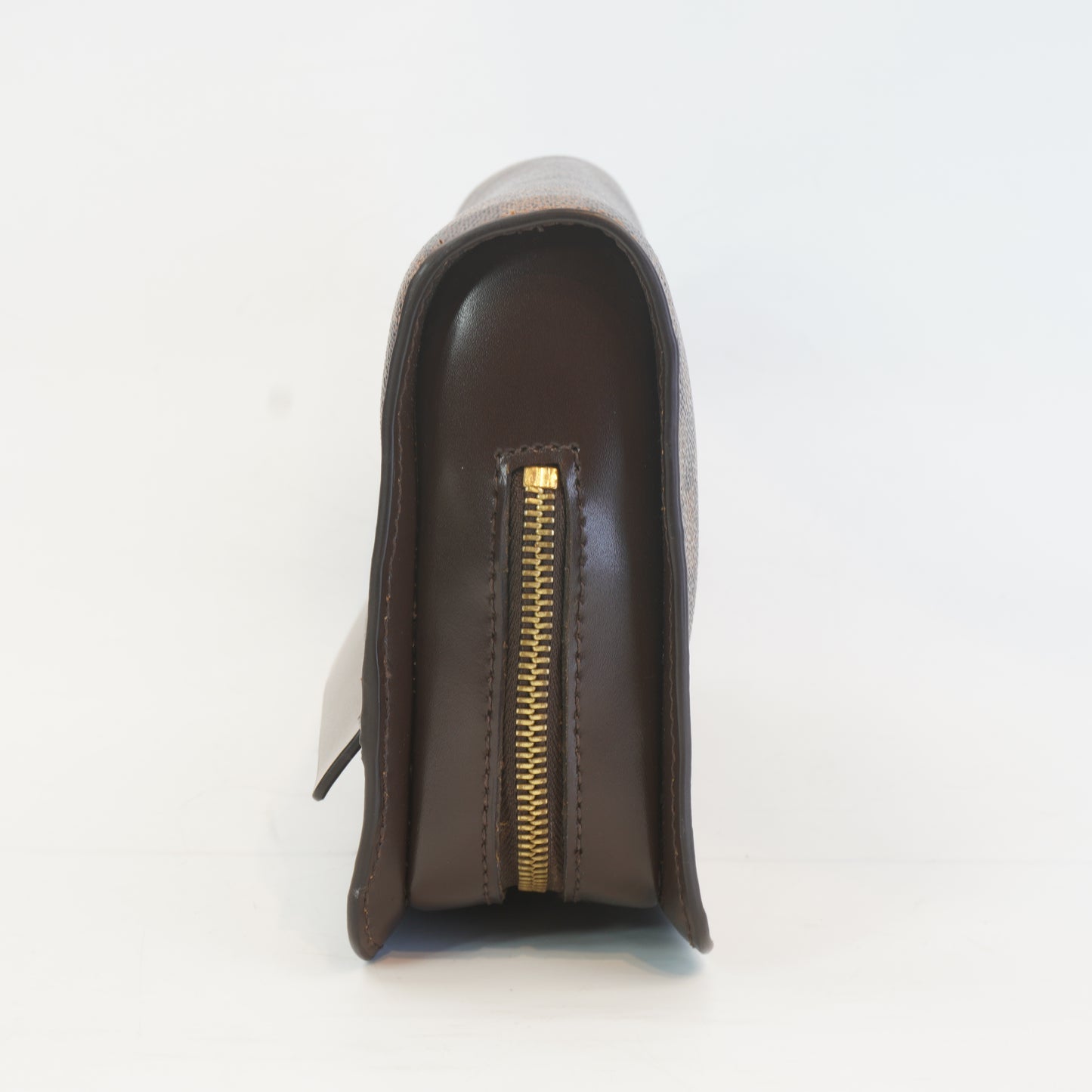 Louis Vuitton	Saint Louis Clouch DE GHW