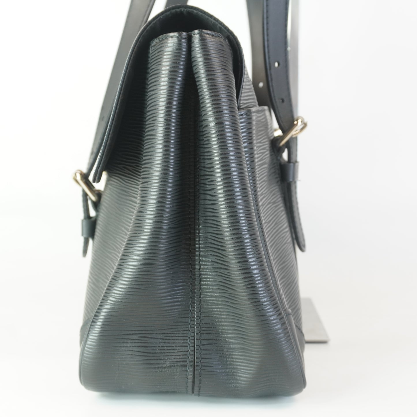 Louis Vuitton	Epi Segur MM Black