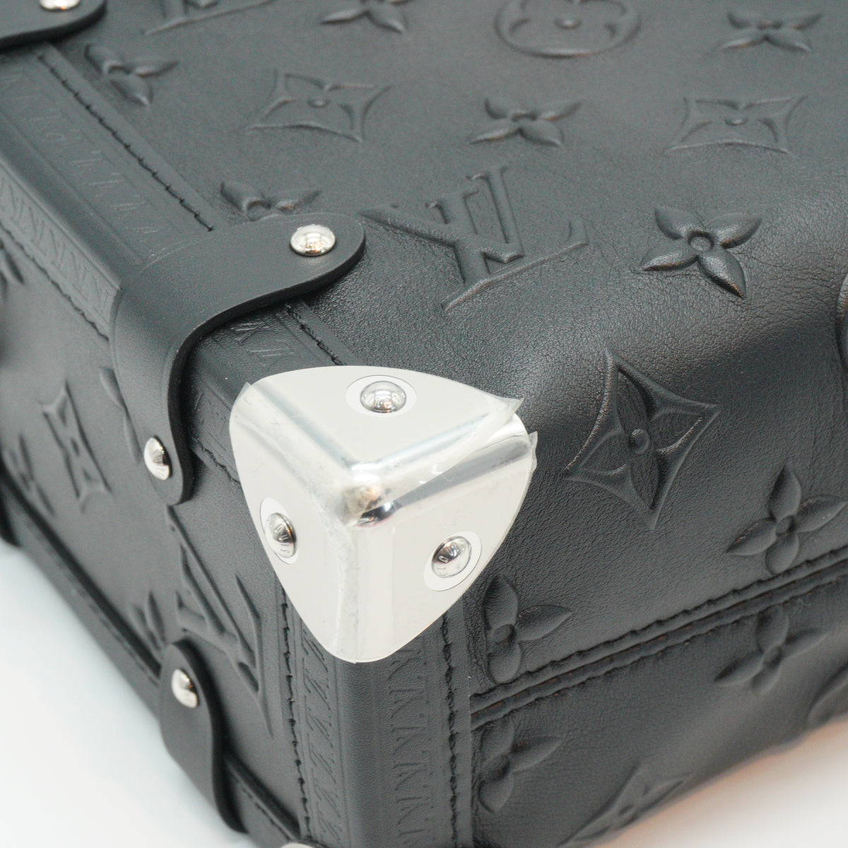 Louis Vuitton Side Trunk MM Black SHW